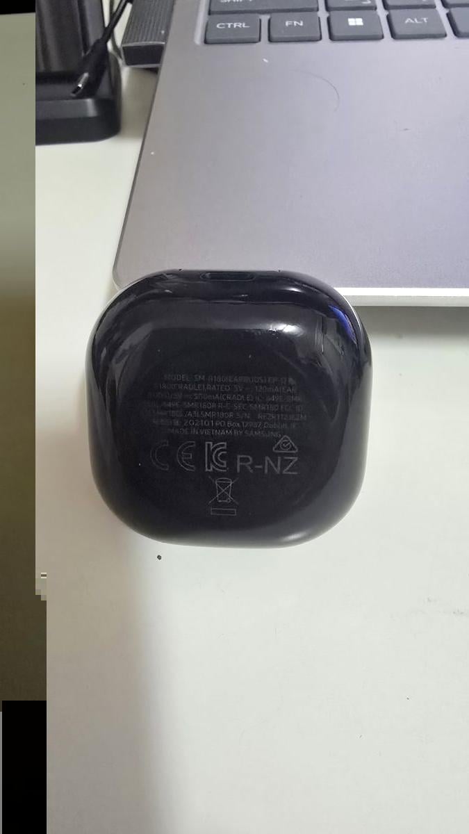 Samsung Galaxy Buds Live - Image 3