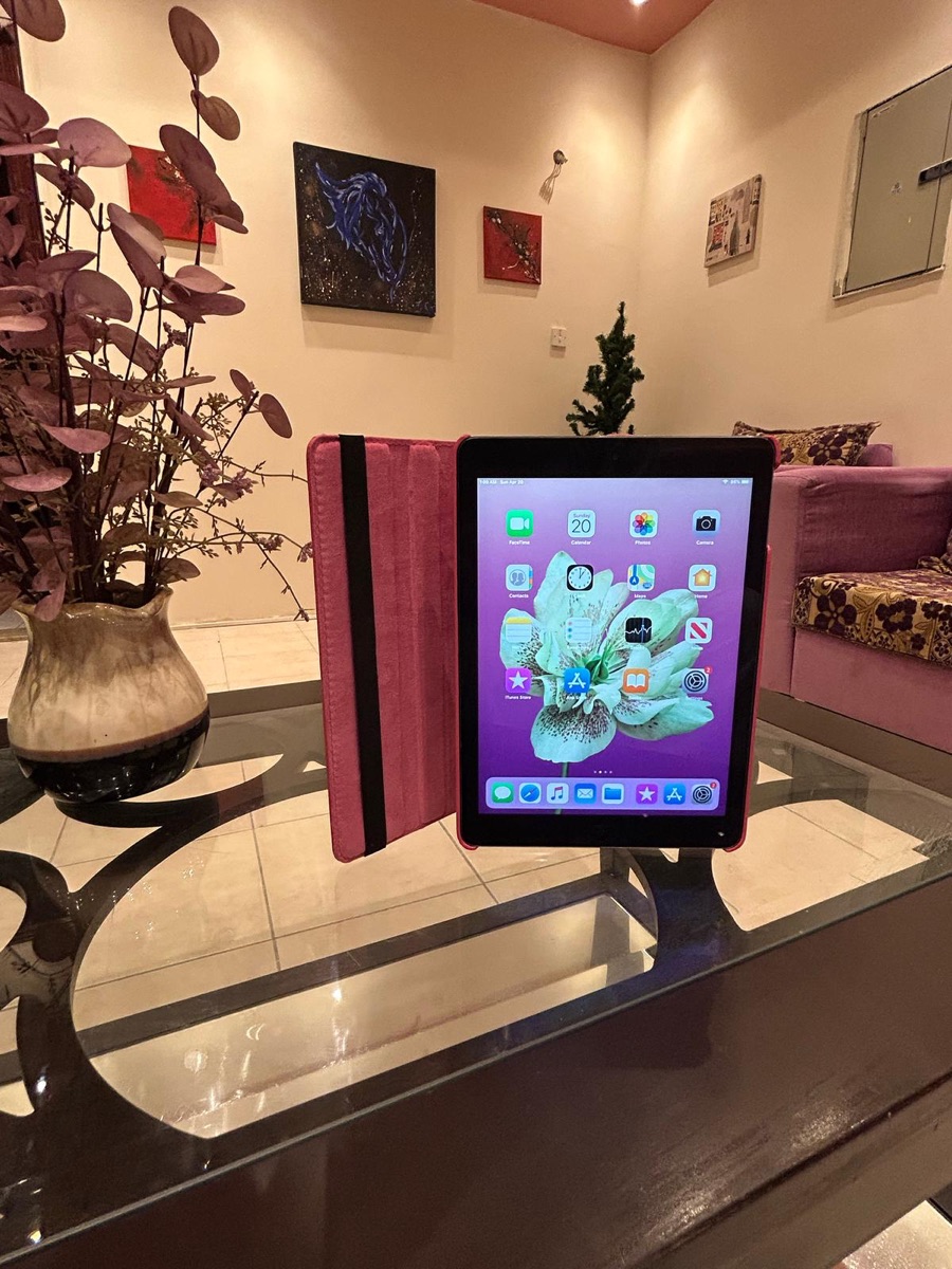 iPad Air 2 | 64GB | USA Original | With Original Charger | Warranty / Guarantee Available - Image 4