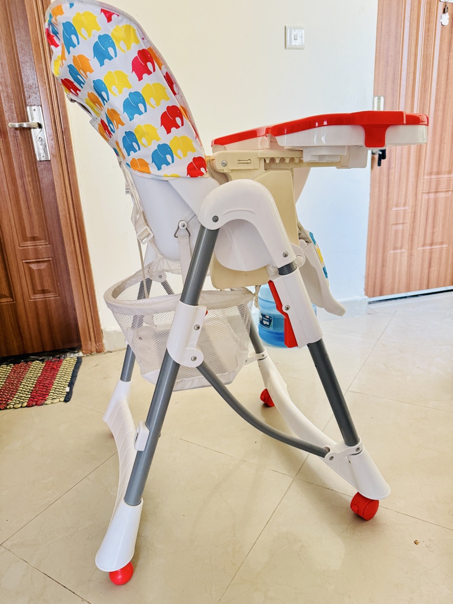 High Chair from Juniors - Image 2