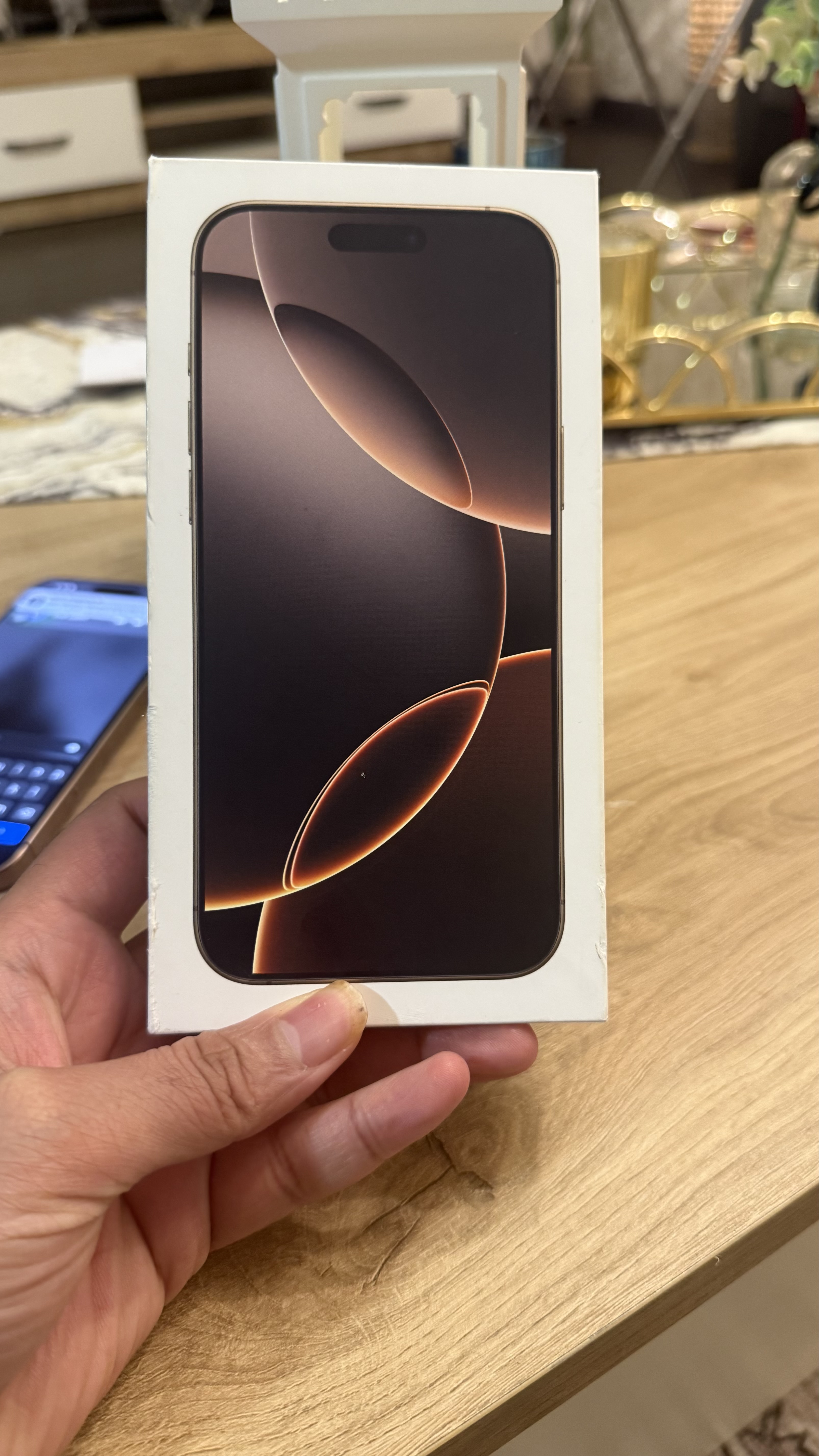 Iphone 16 pro max 256 GB (Desert Titanium) - Image 6