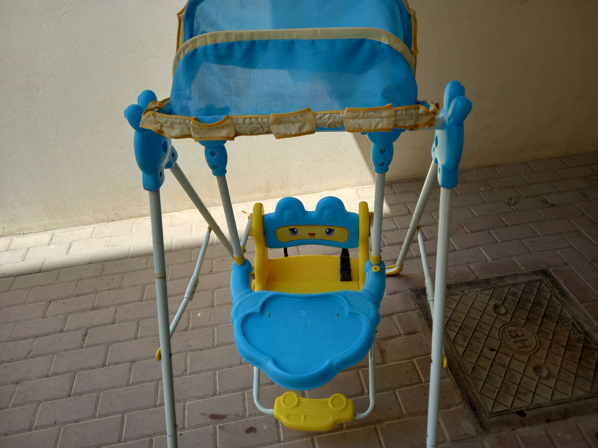 Strong Baby swing in good condition - Image 1