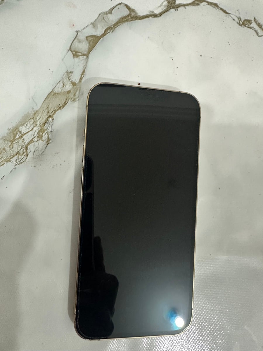 I phone 12 pro max - Image 3