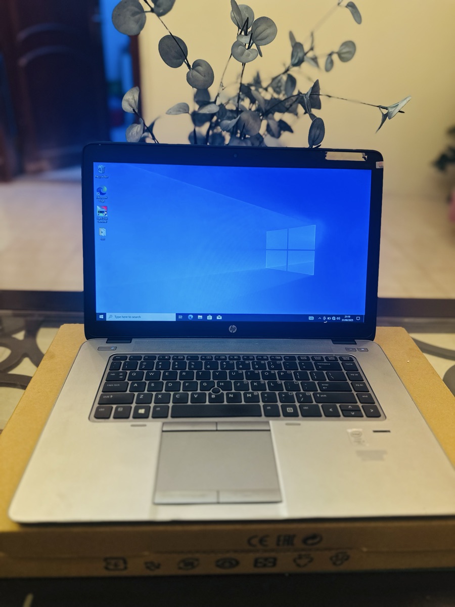 HP EliteBook 850 G1 – i5 / 8GB / 256GB SSD - Image 4