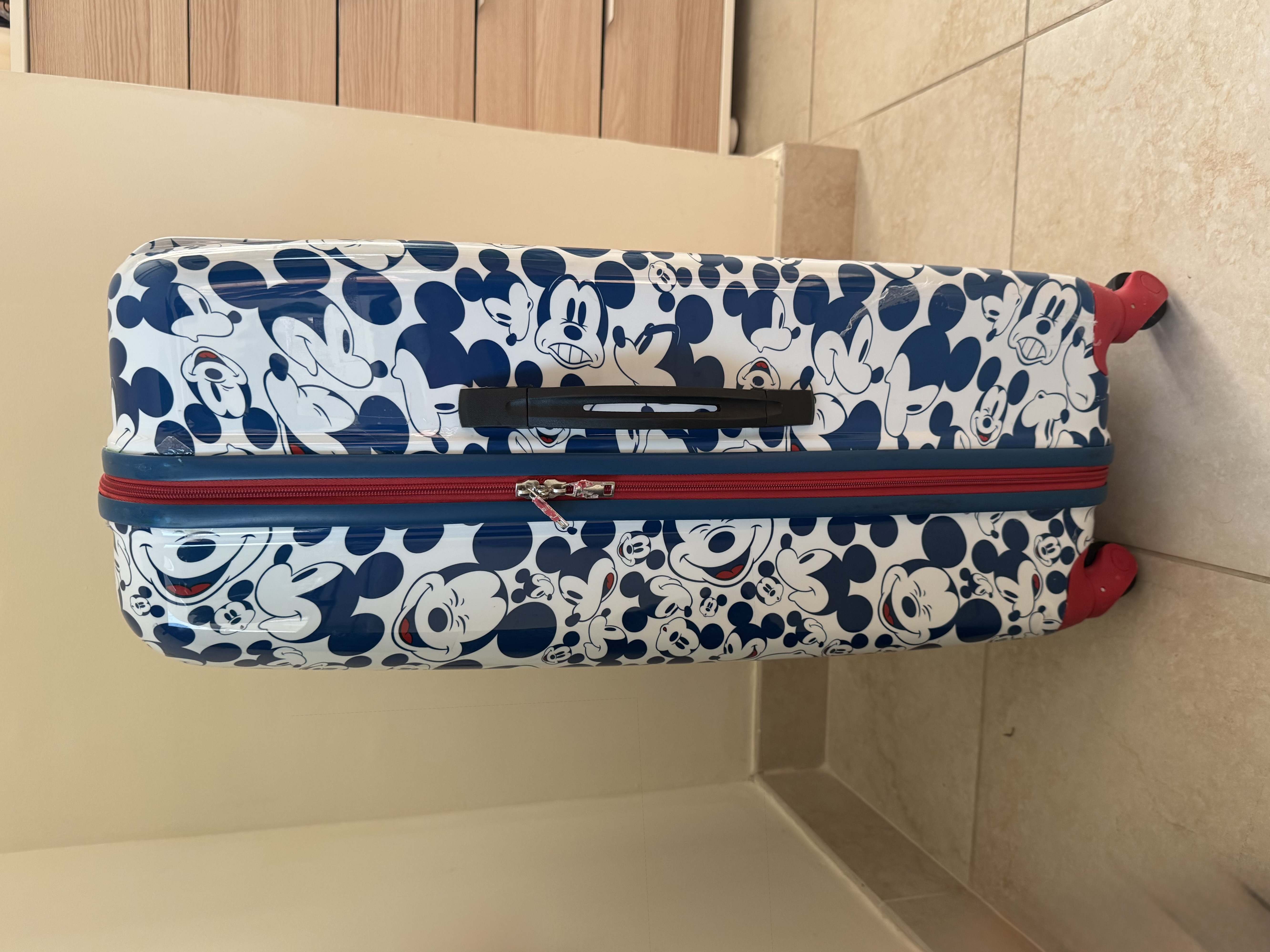 Disney Mickey Mouse luggage - Image 8