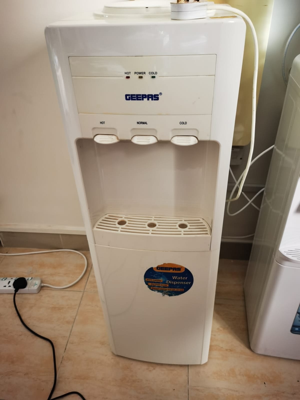 Water Dispenser - Image 1