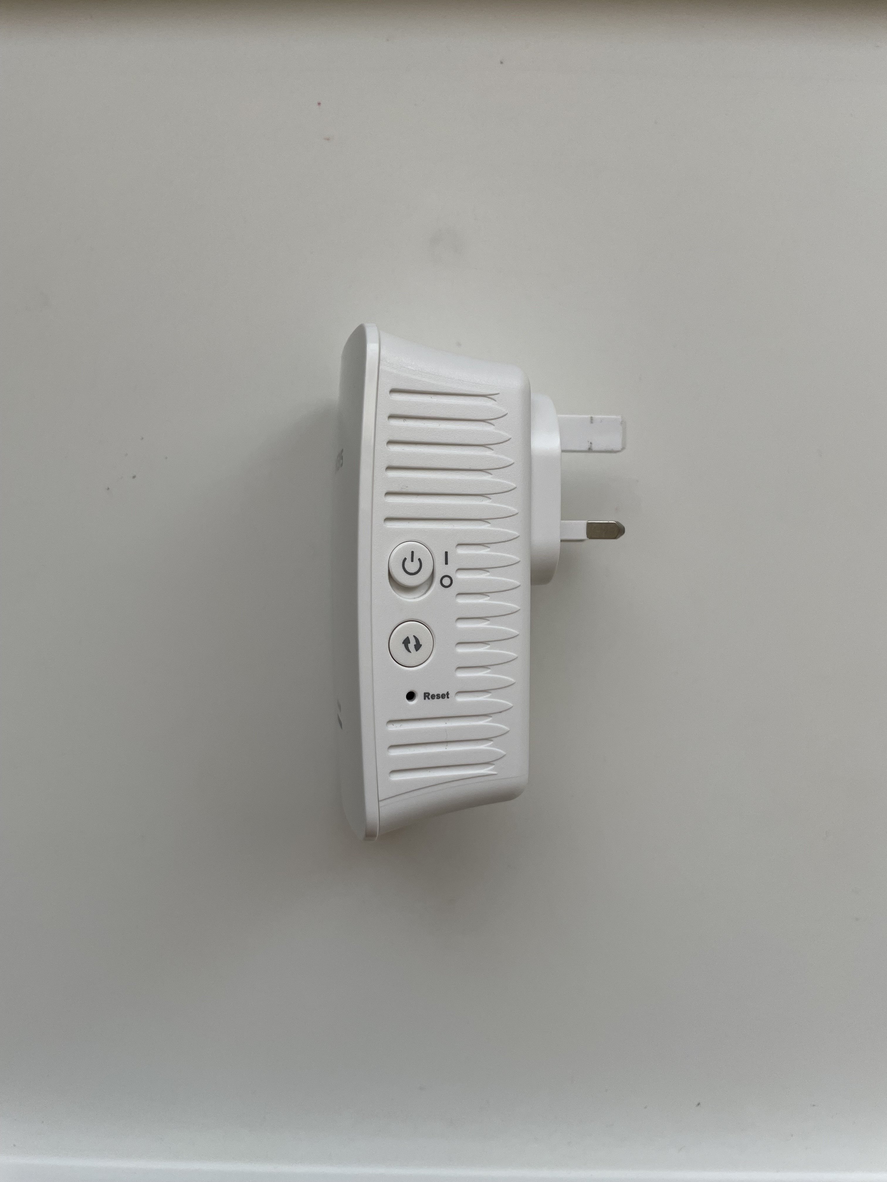 Linksys WiFi range extender - Image 3
