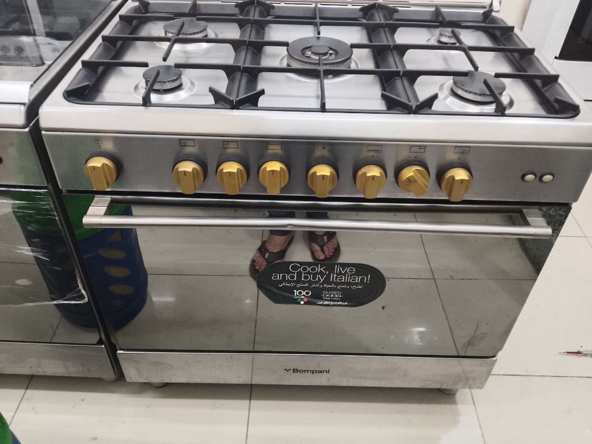 Bompani gas stove for sale 90*60 - Image 1