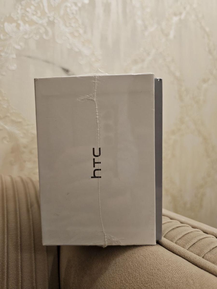 Brand new htc 5g hub router sealed box - Image 1