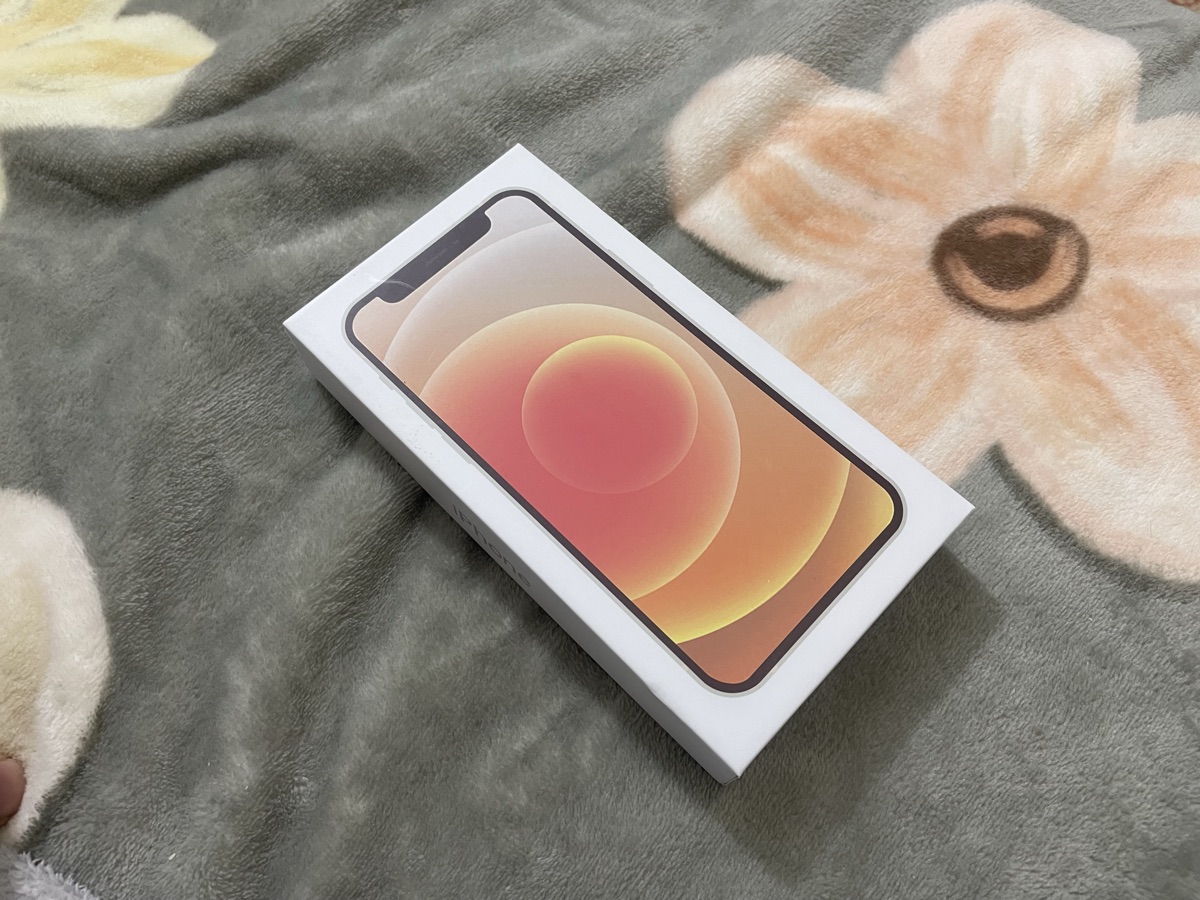 Iphone 12 - Image 1