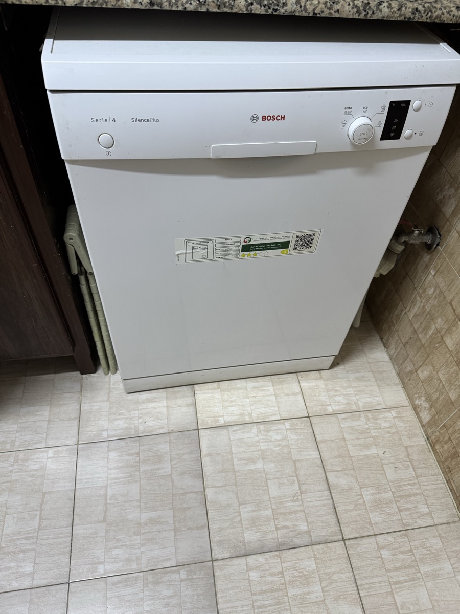 BOSCH Dishwasher for sale - Image 4