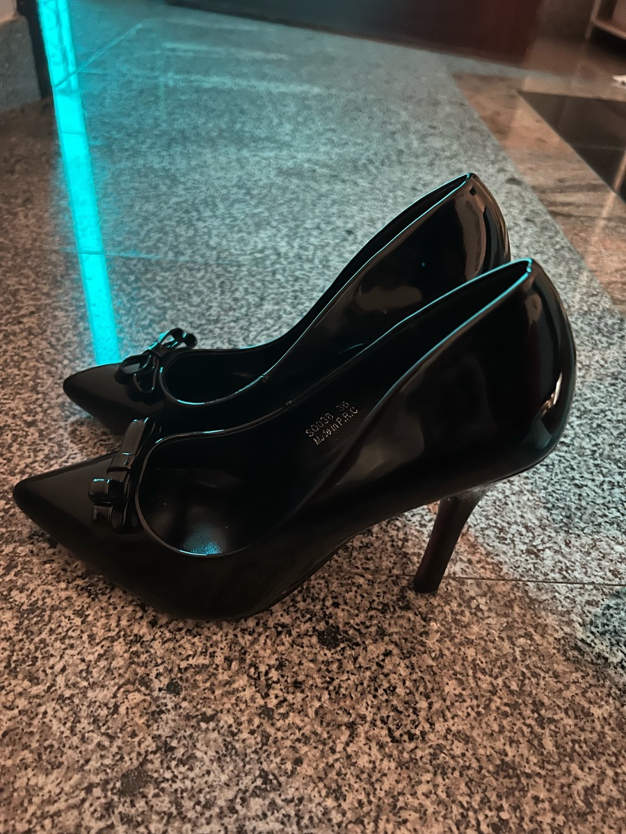 Heels - Image 1