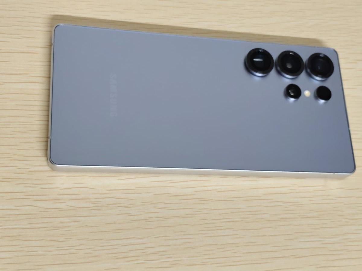 Samsung S25 Ultra 12-256 New 20days used - Image 8