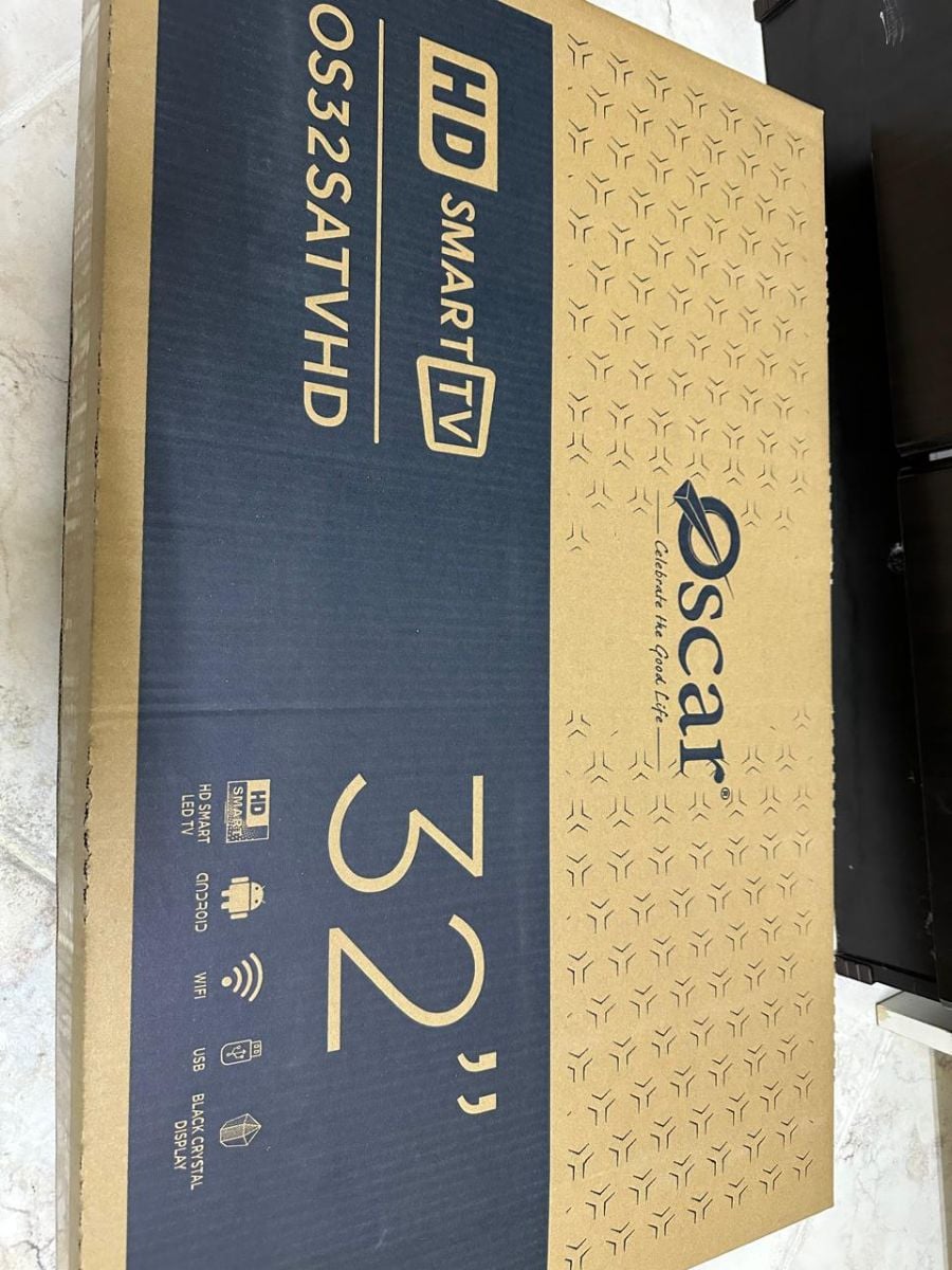 Oscar 32 Smart TV - Image 1