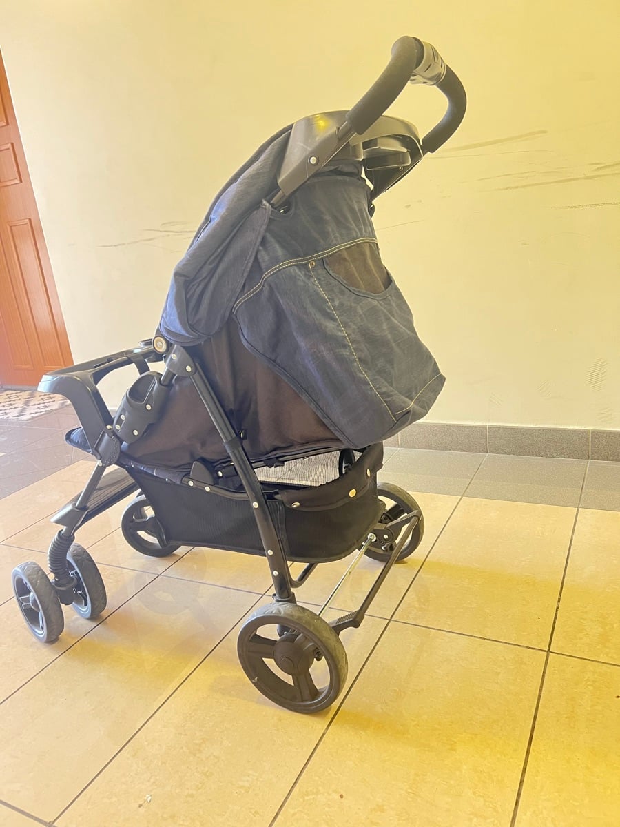 Stroller (Juniors - Centrepoint ) - Image 2