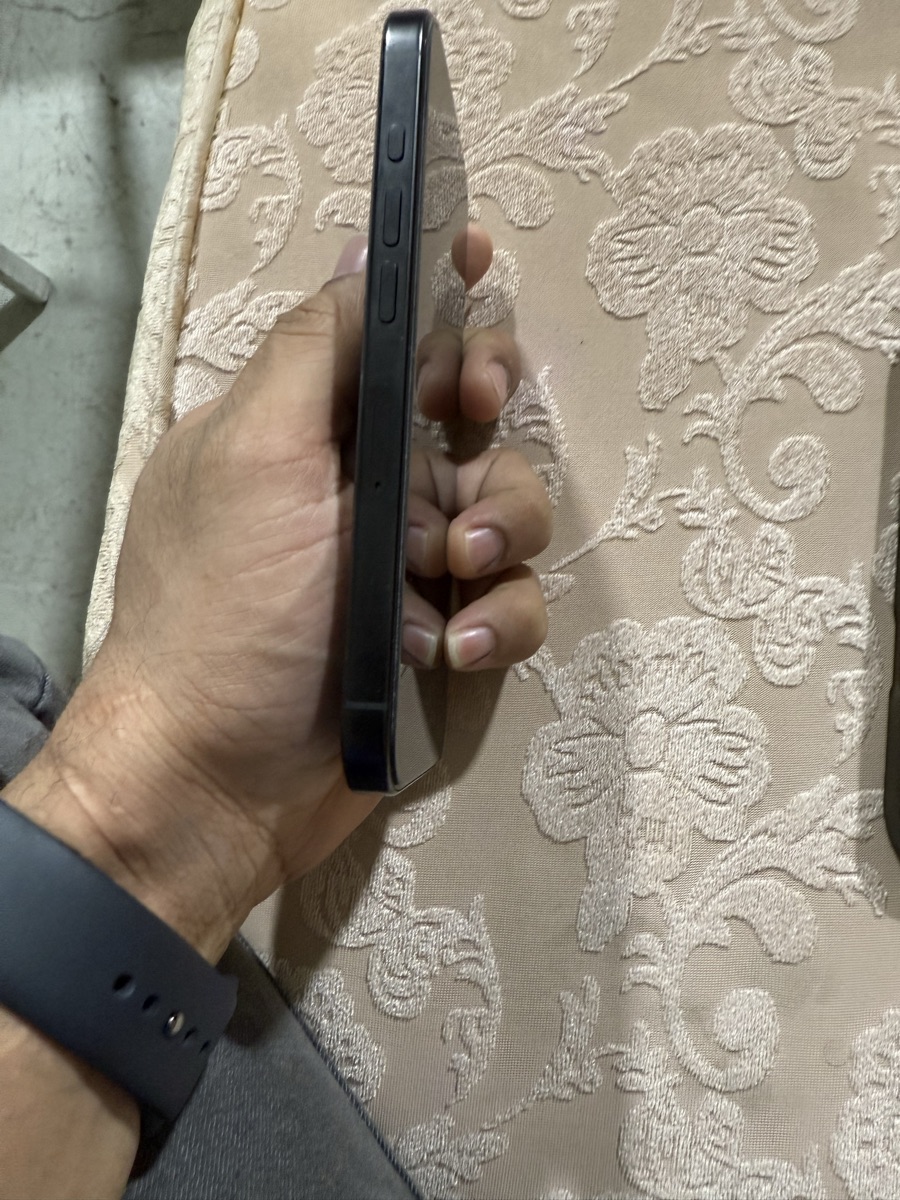 iPhone 16 pro 256gb - Image 1