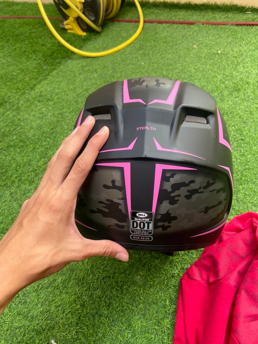 bell helmet - Image 3