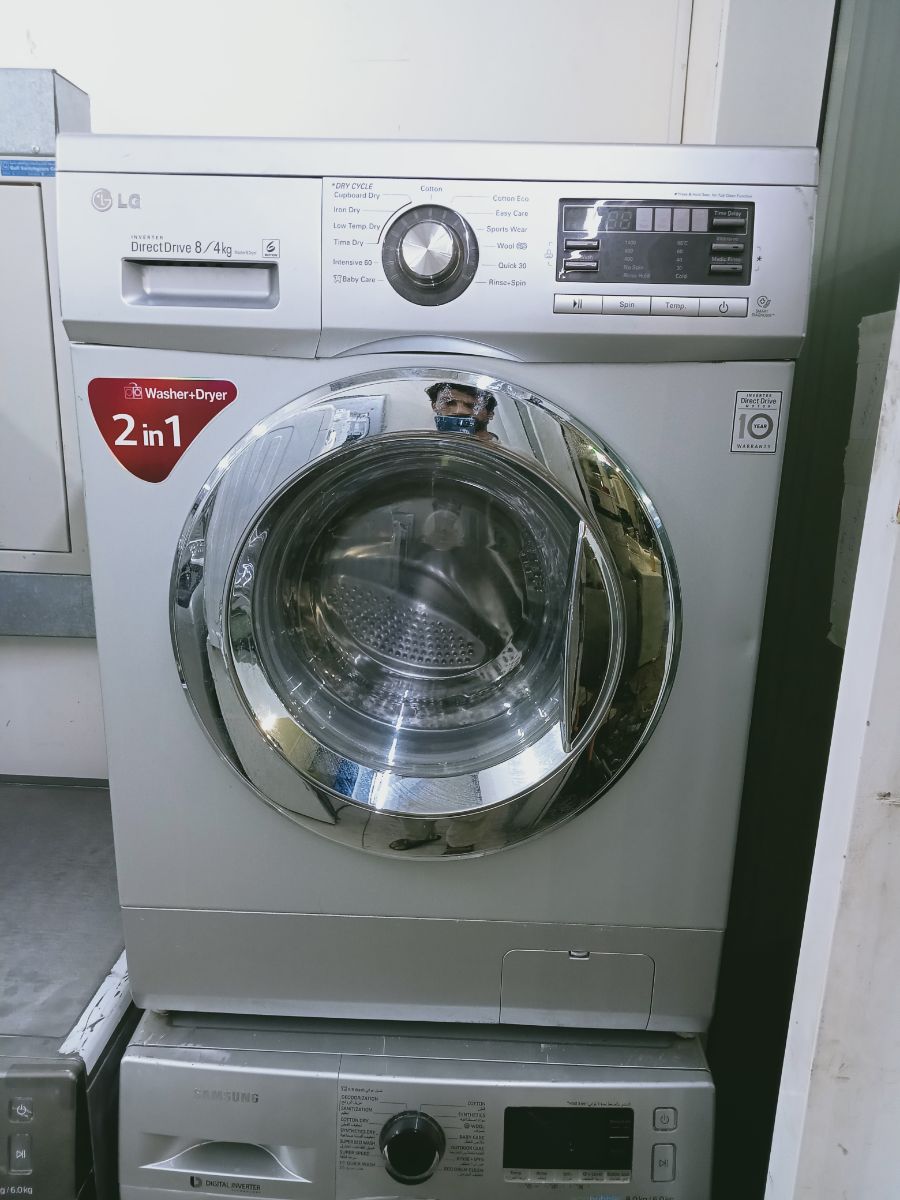 LG 8/4 kg washing machine for sale - Image 2