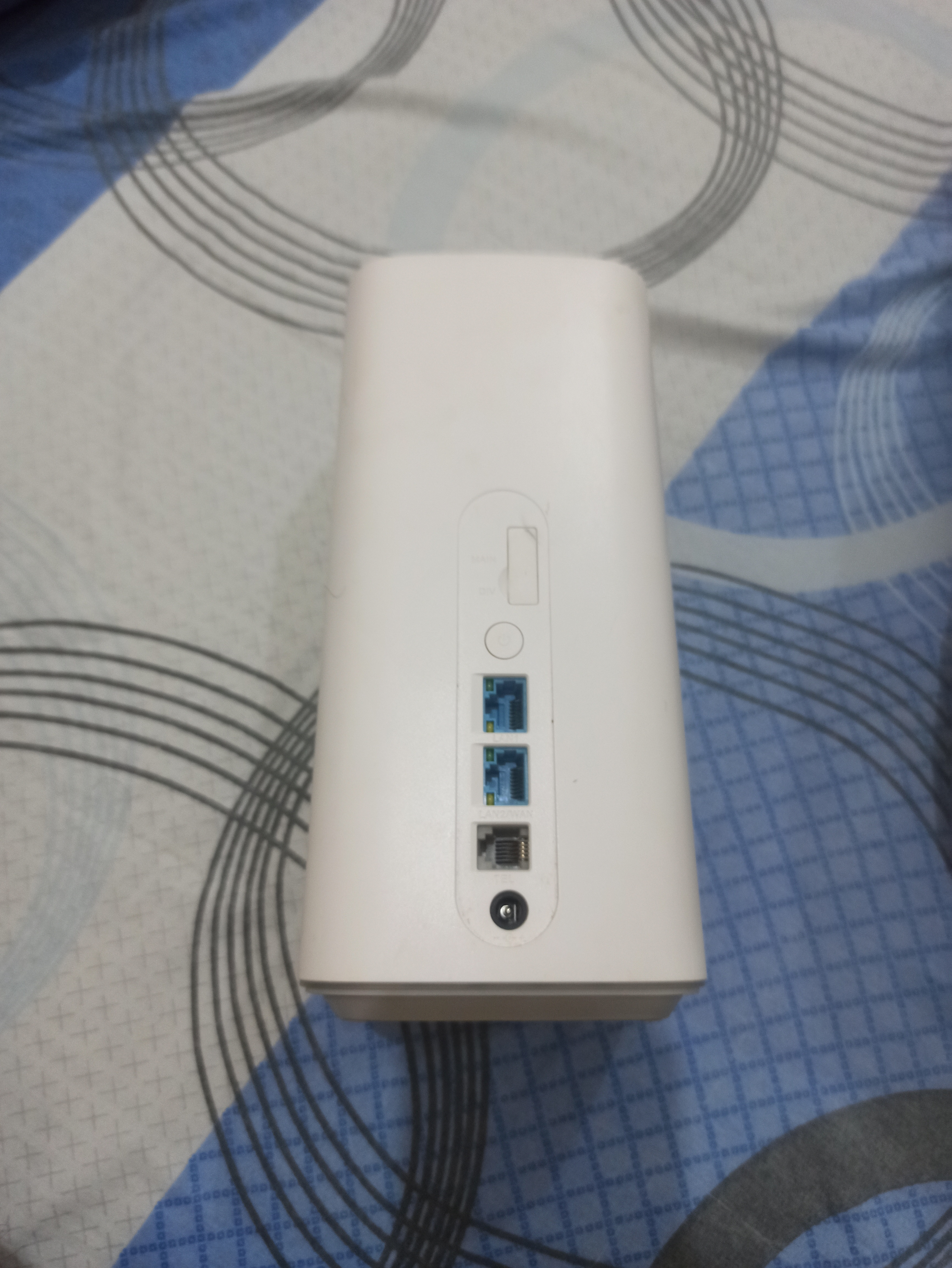 HUAWEI H112-370 router  - Image 2