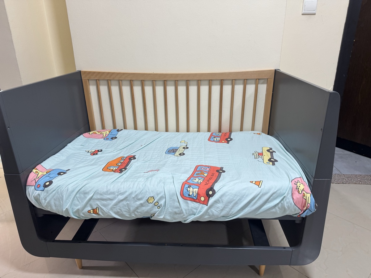 Convertible baby cots/cribs - Image 6