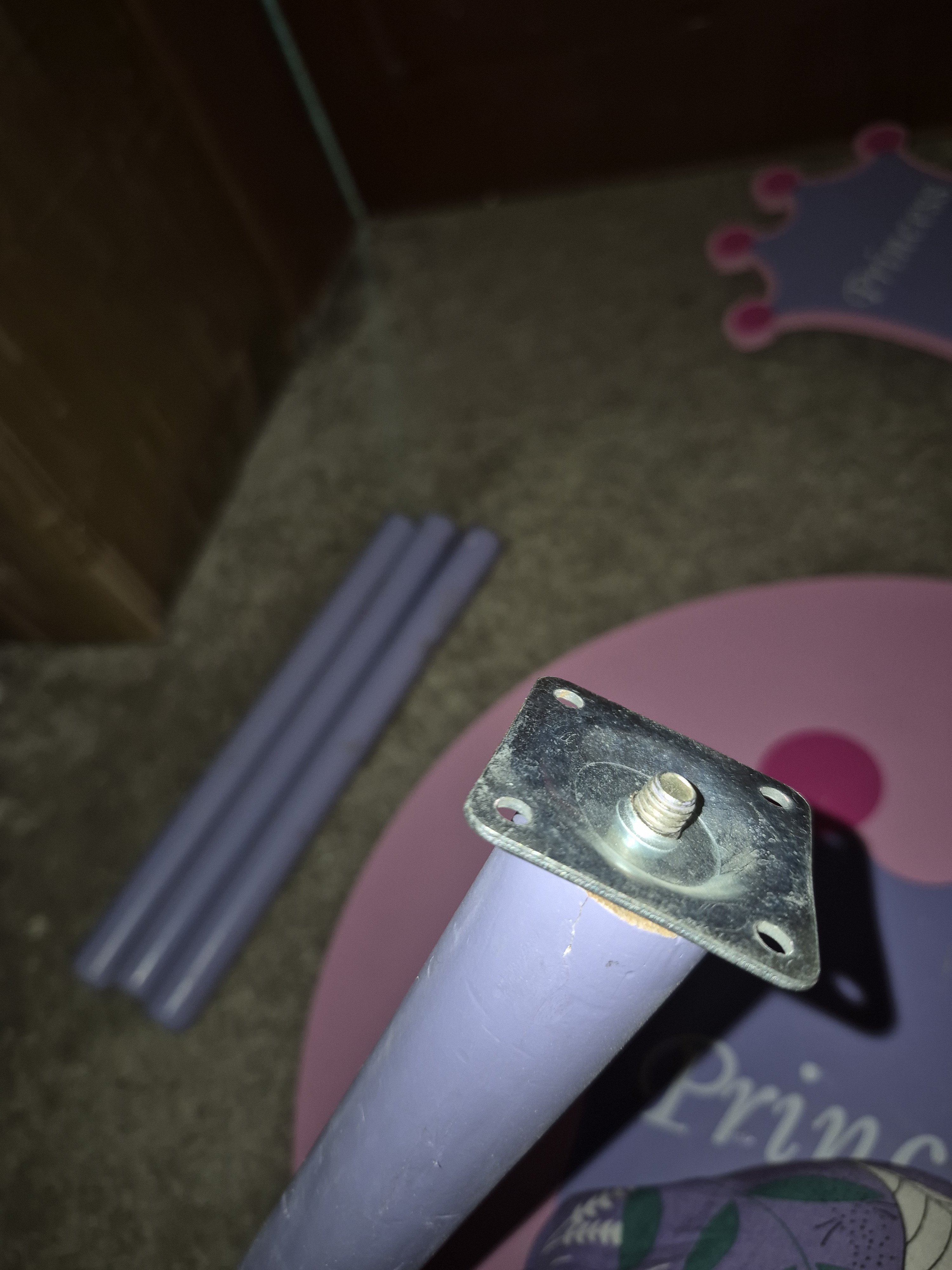 Princess table and chair - Image 3
