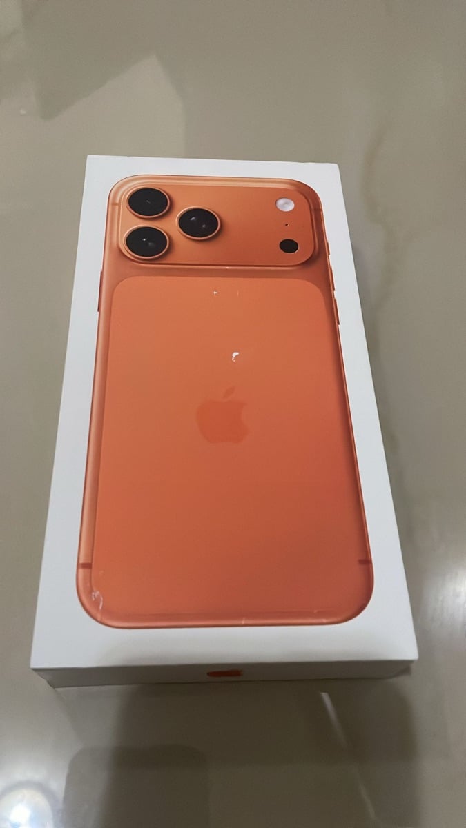 iPhone 17 pro max 256 - Image 1
