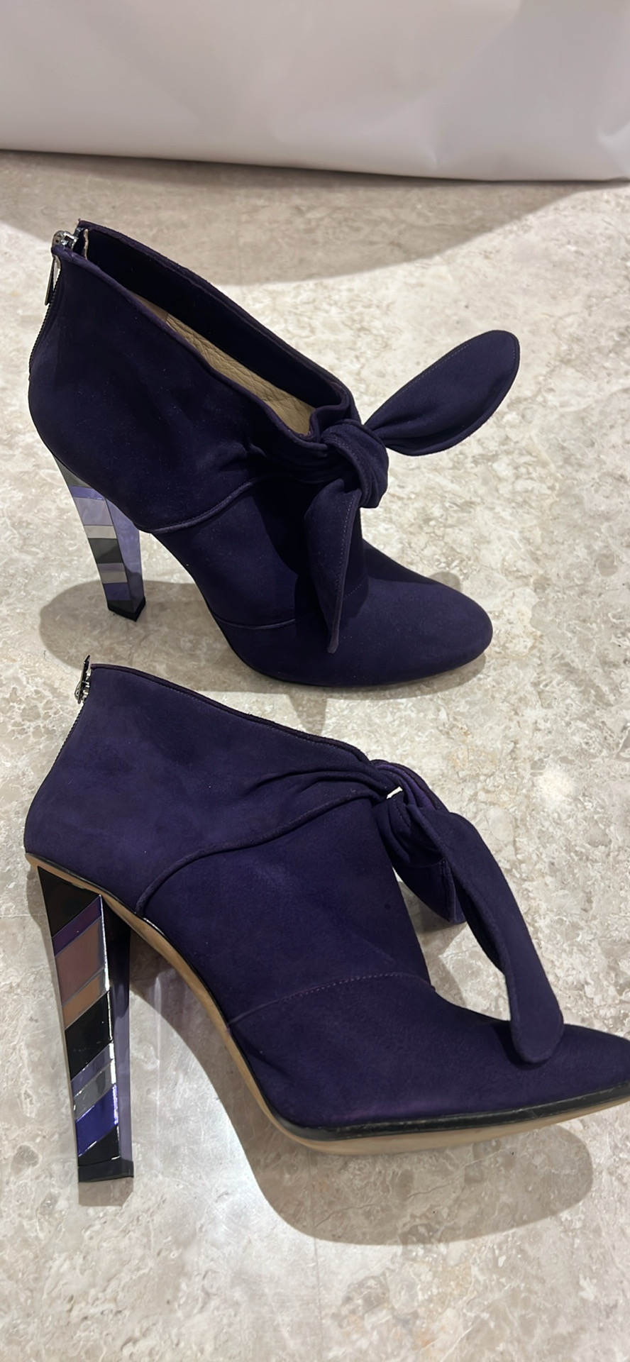 Stunning like new Aubergine/dark purple Jimmy Choo shoes in size 41 (fits 39 - 40) - Image 1