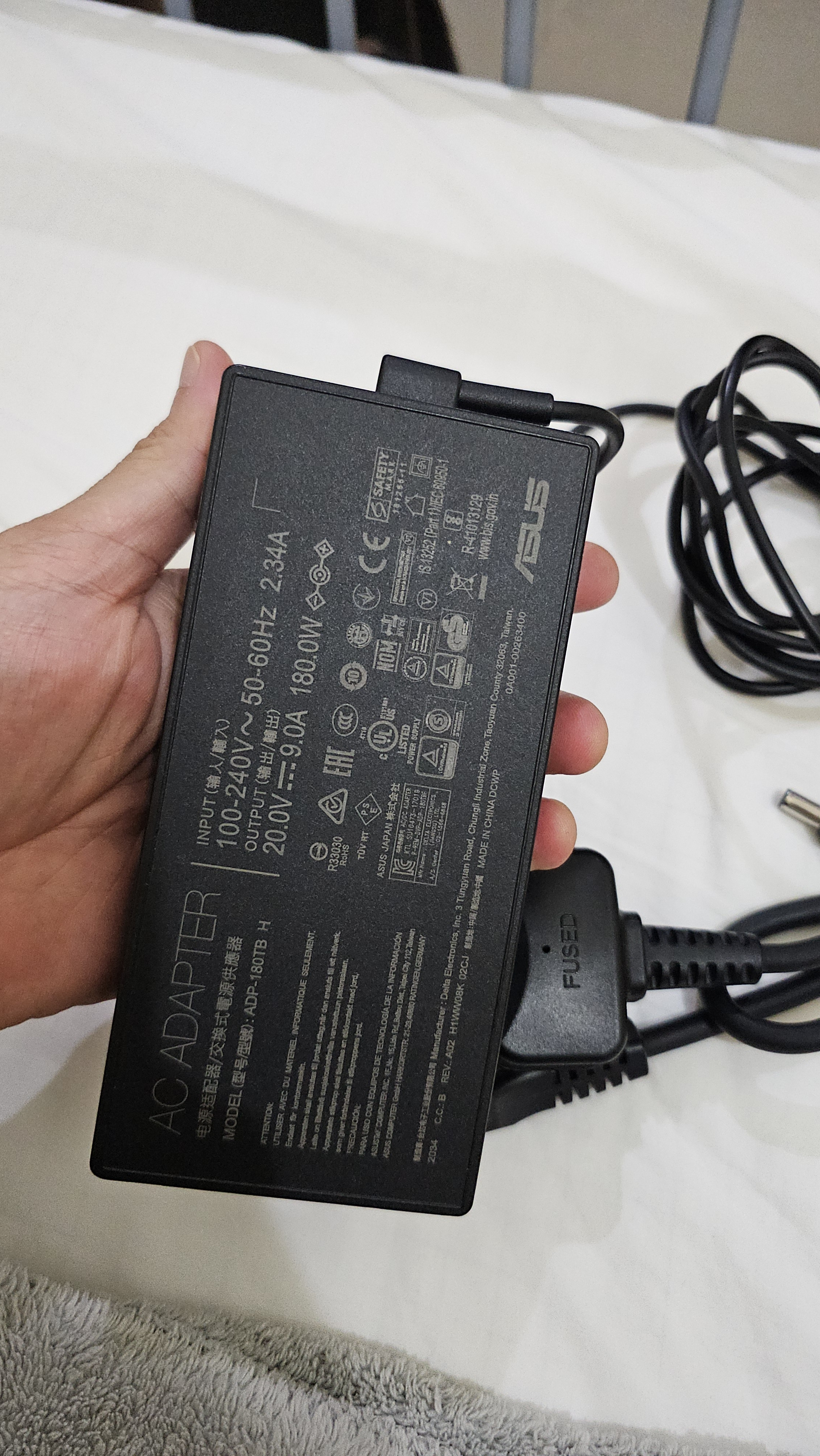Asus Zephyrus G14  - Image 18