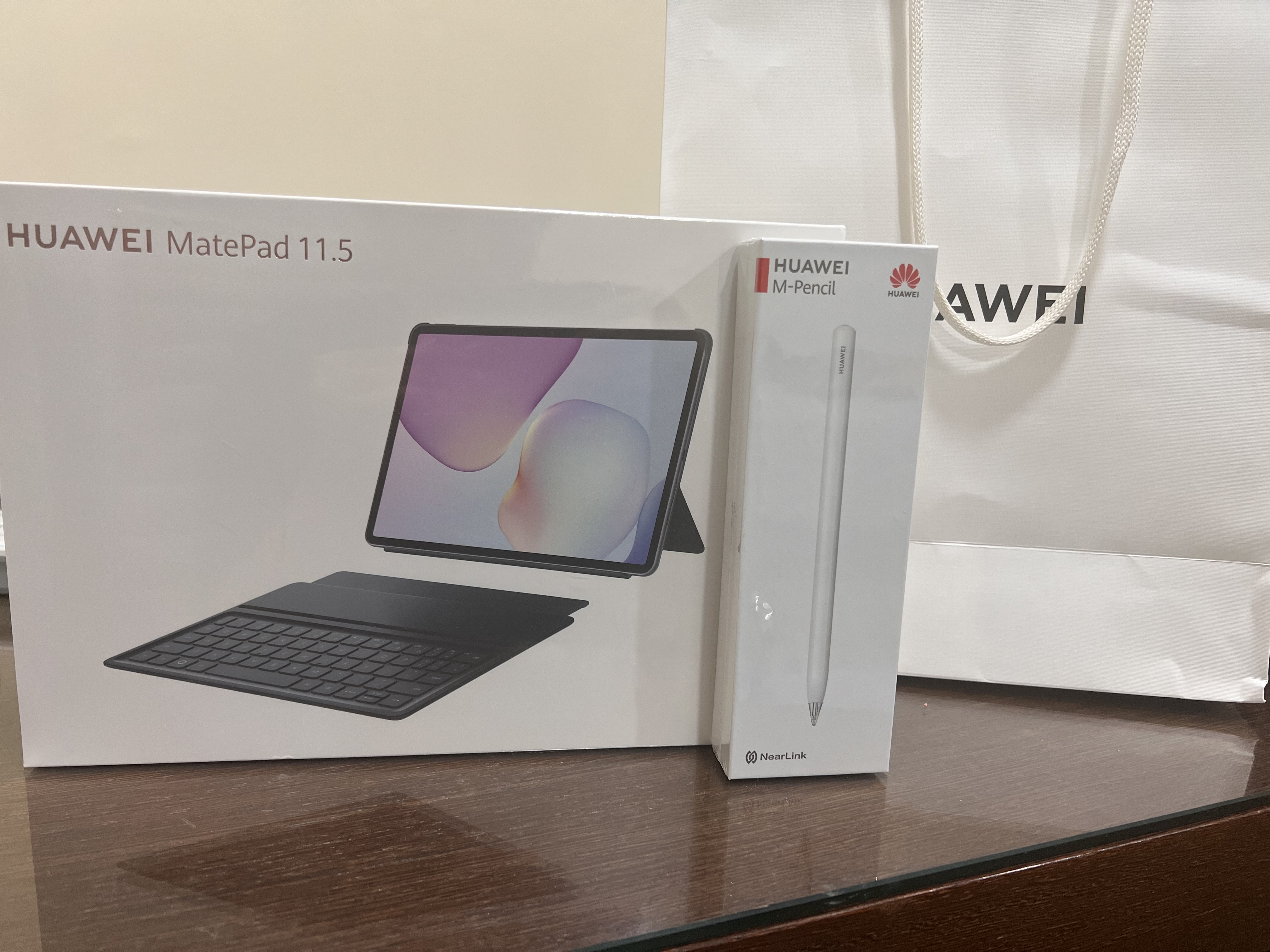 HUAWEI TABLET ON SALEEE!!!!!!!!! - Image 1