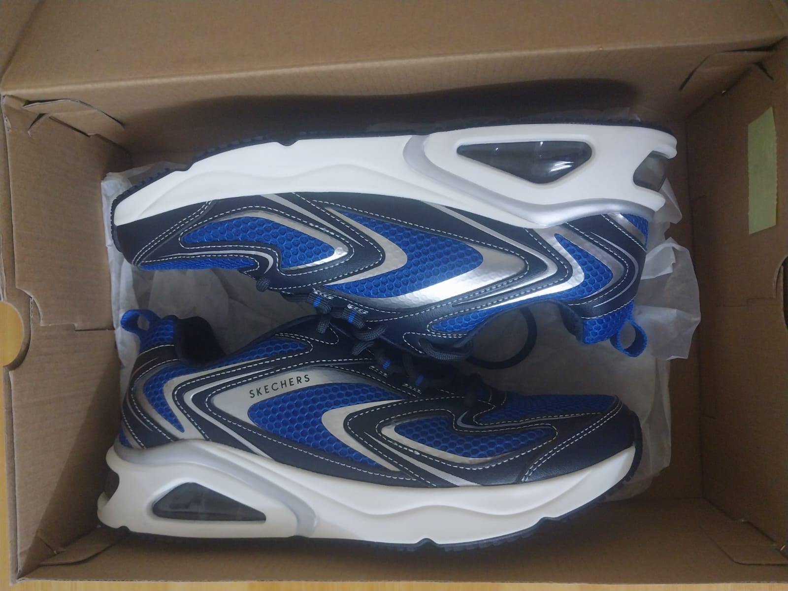 Skechers Shoes Size 41 Like N - Image 1