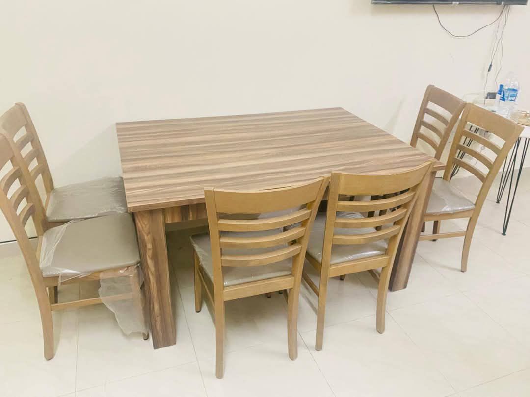 Qatar Airways Furniture available - Image 12