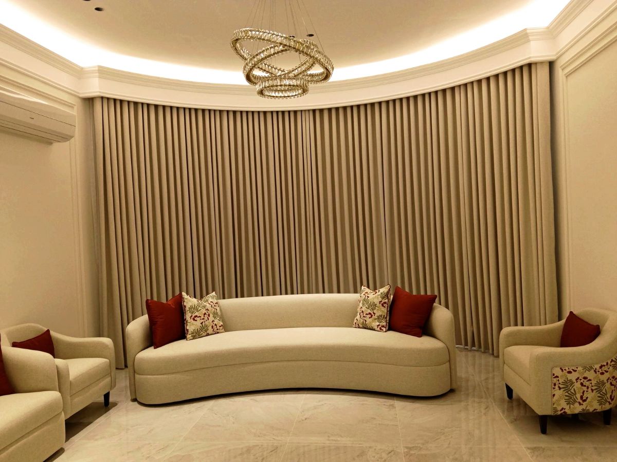 Curting, Carpet, Sofa, Wallpaper,  Furniture - Image 13