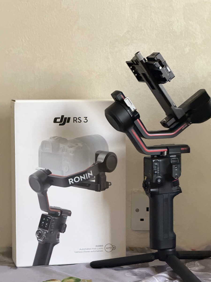 DJI RS3 GIMBAL(brand new condition) - Image 2