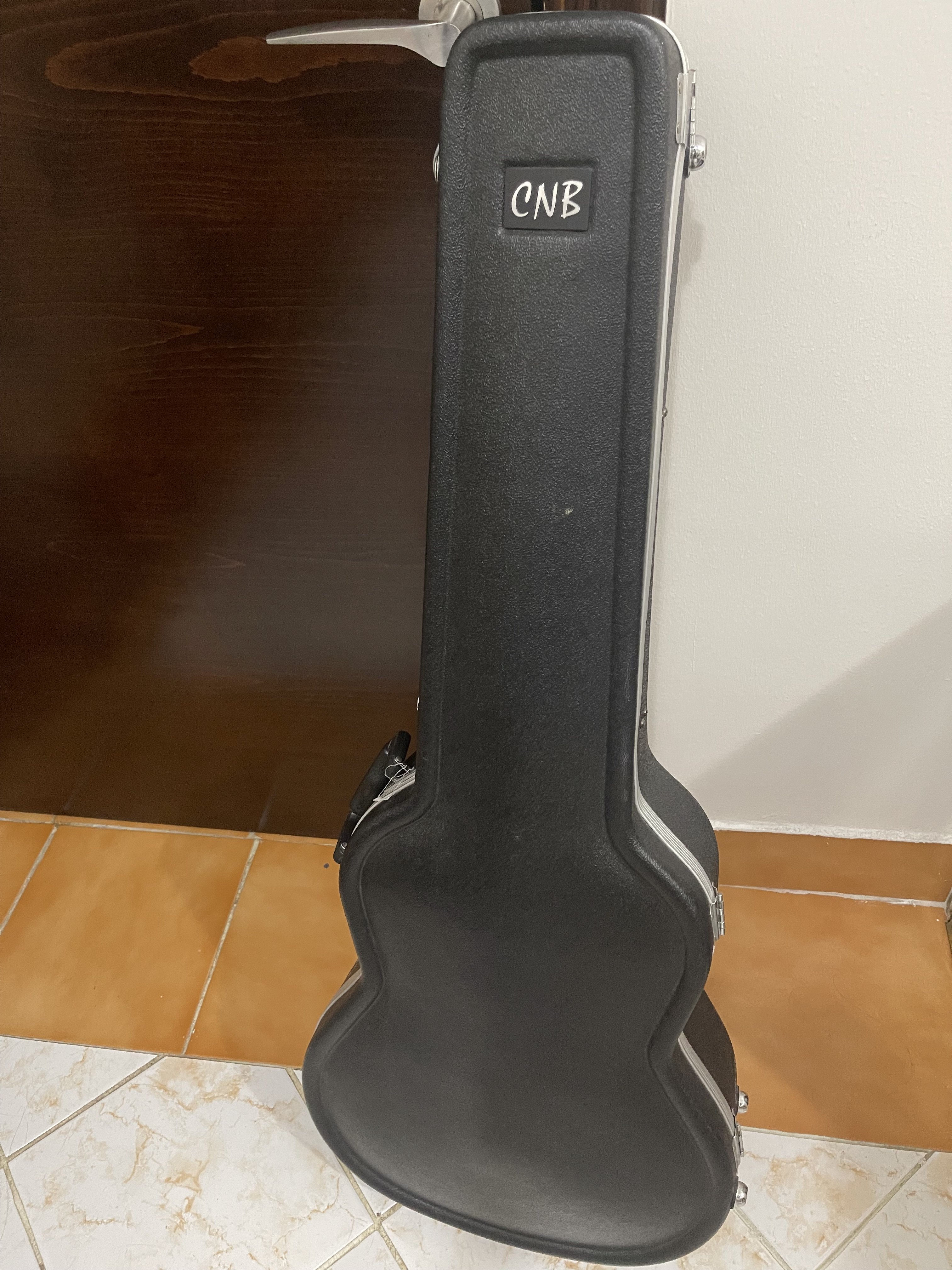 Classical Guitar Hard Case - Image 2
