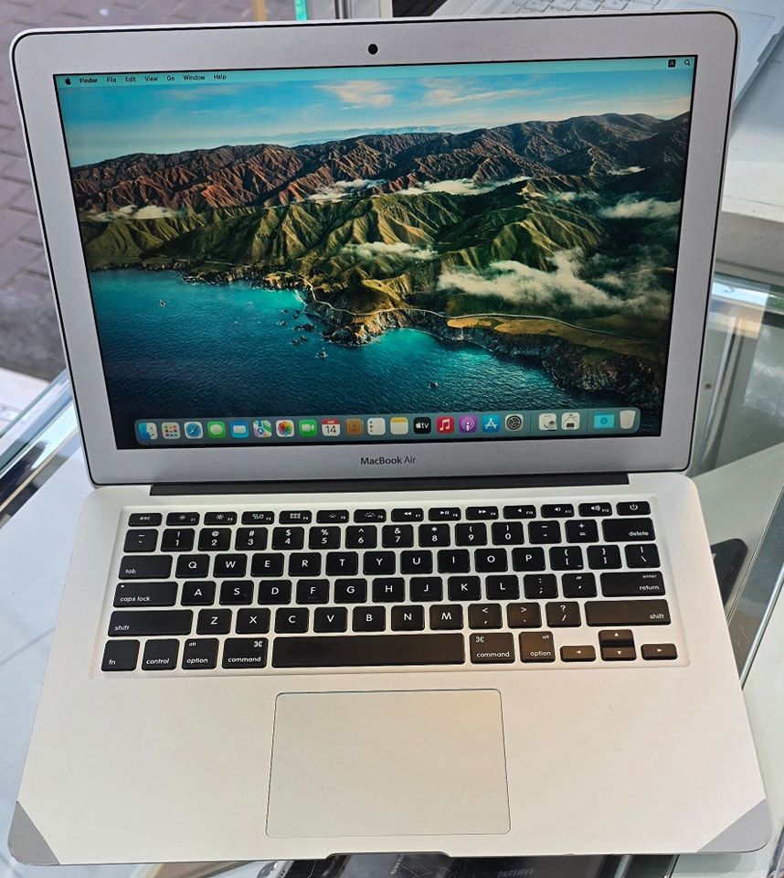 MacBook Air i5 / 2017
8GB RAM 256GB SSD STORAGE - Image 5