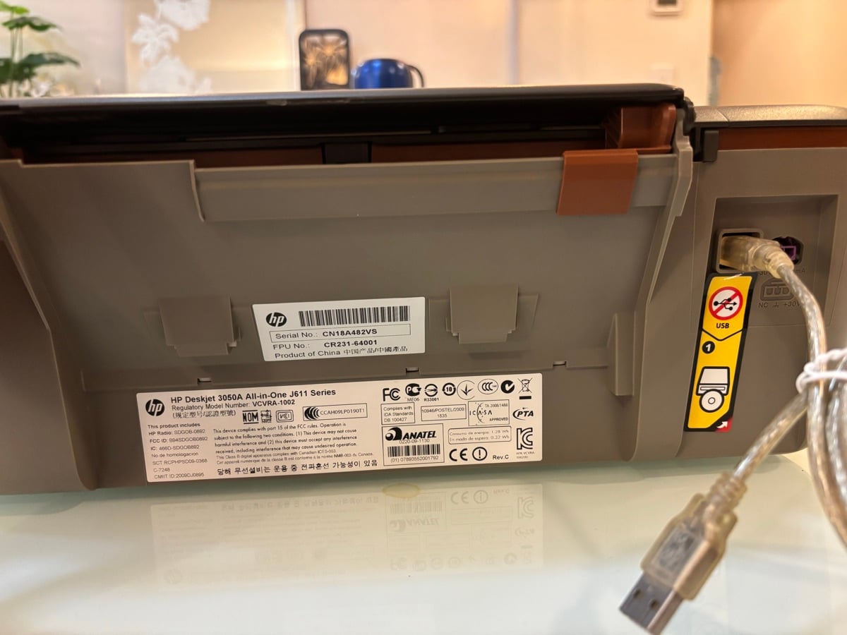 HP Deskjet 3050A with black cartridge - Image 4