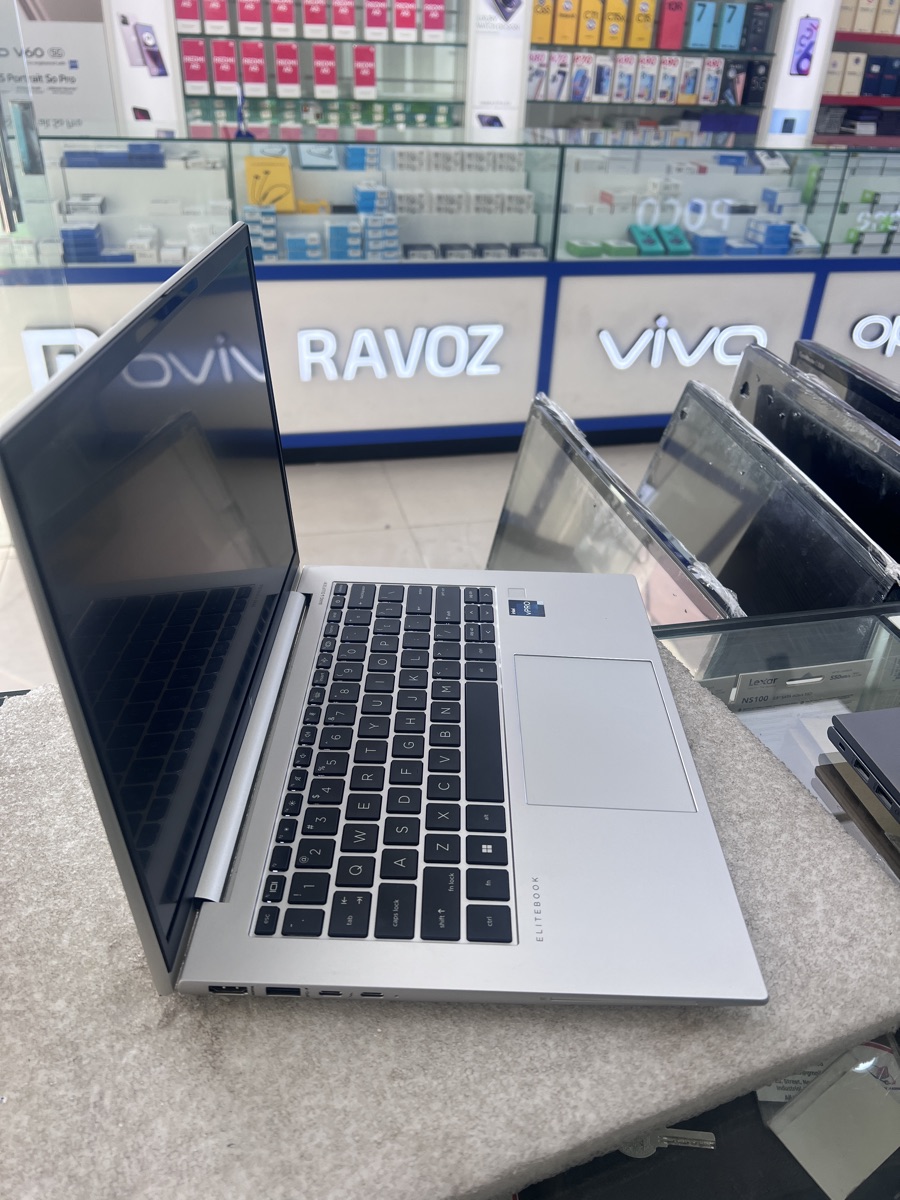 HP EliteBook  840 G9 - Image 8