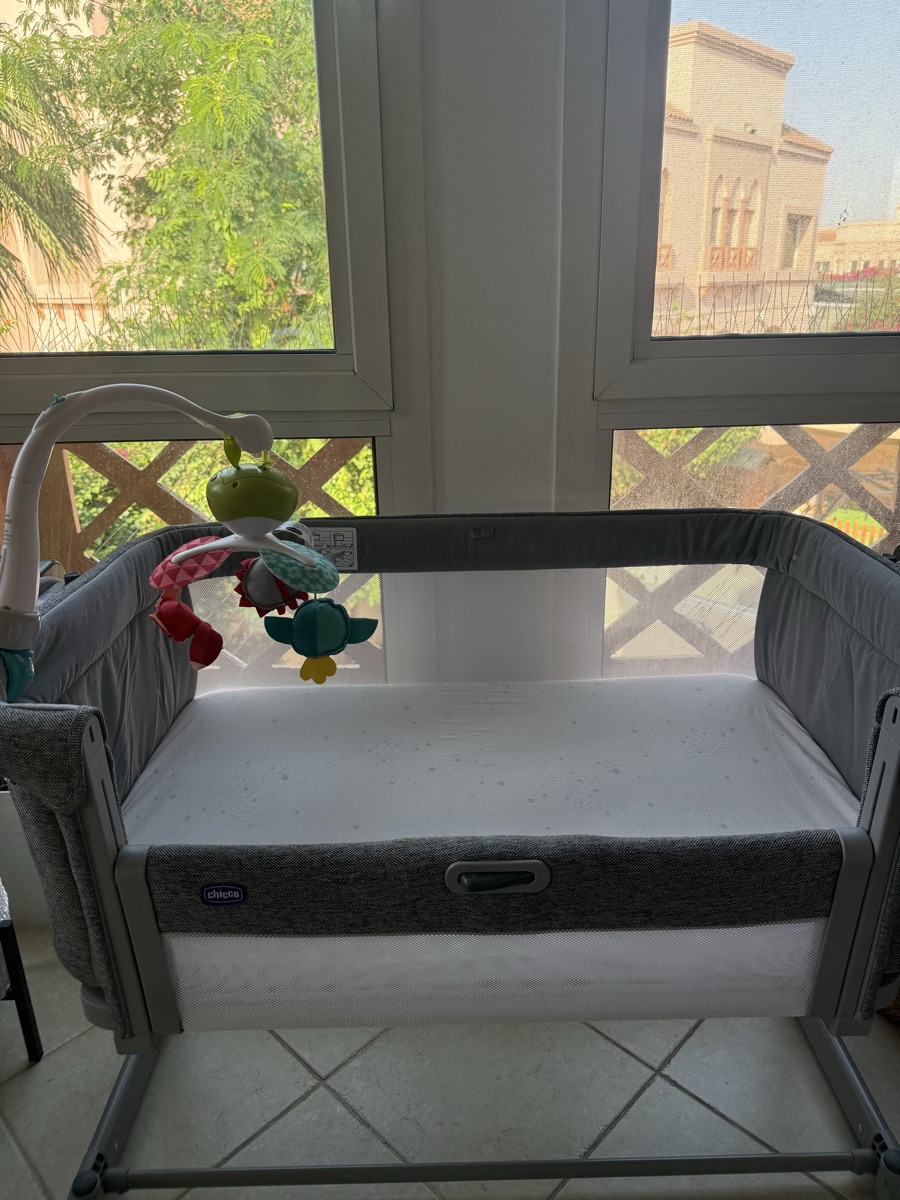 Chicco next to me cot - Image 4