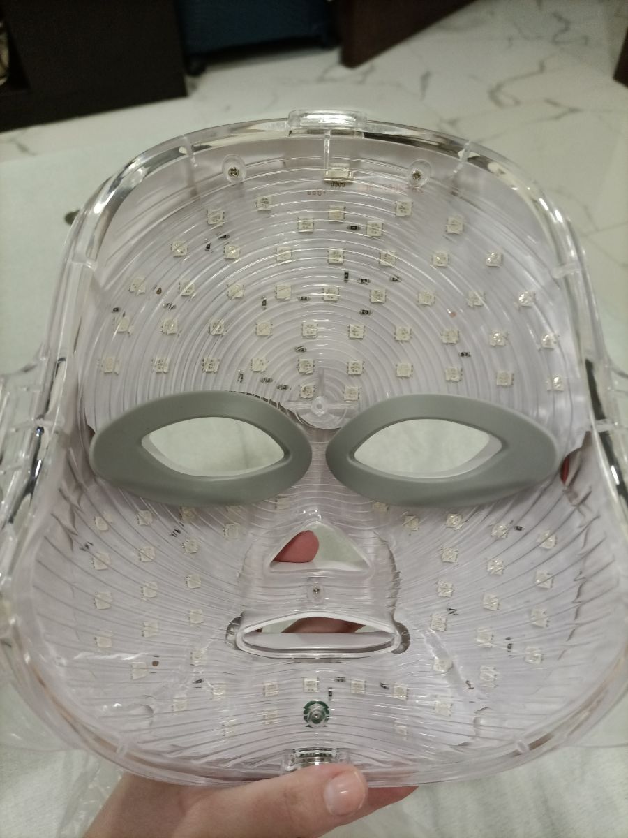 Brand new infrared anti-age beauty mask - Image 6