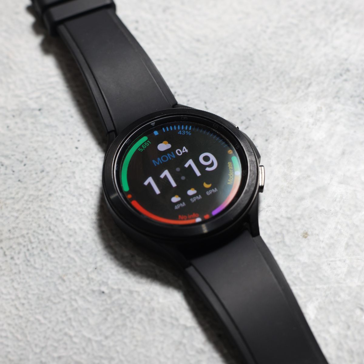 Samsung Galaxy Watch 4 Classic LTE – Excellent Condition - Image 3