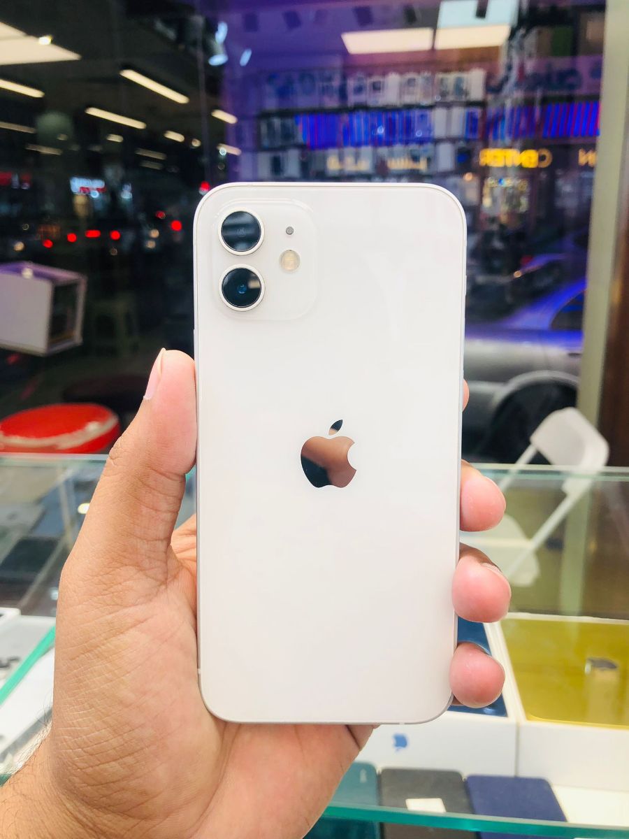 iPhone 12
Storage 256 - Image 1