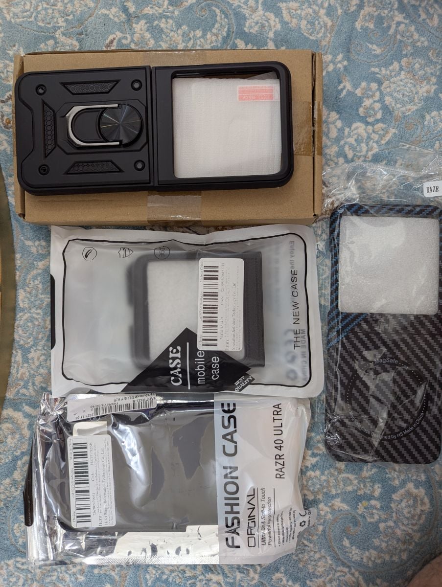 3 piece//Motorola razer  40 ultra cases - Image 3