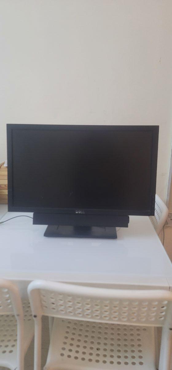 Dell 22 inch Monitor - Image 1