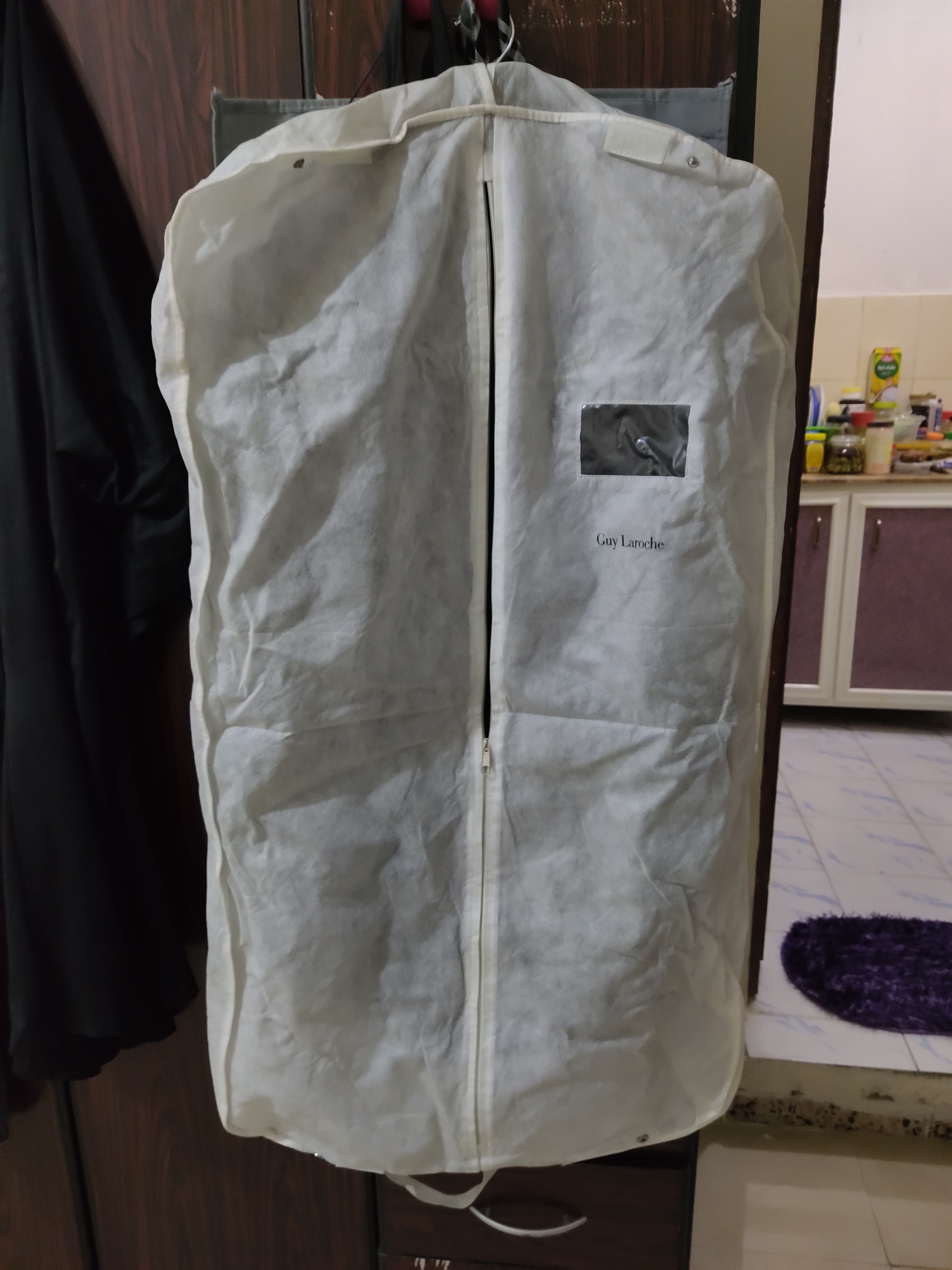 GUY LAROCHE Coat Hanger Carrier Bag - Image 2