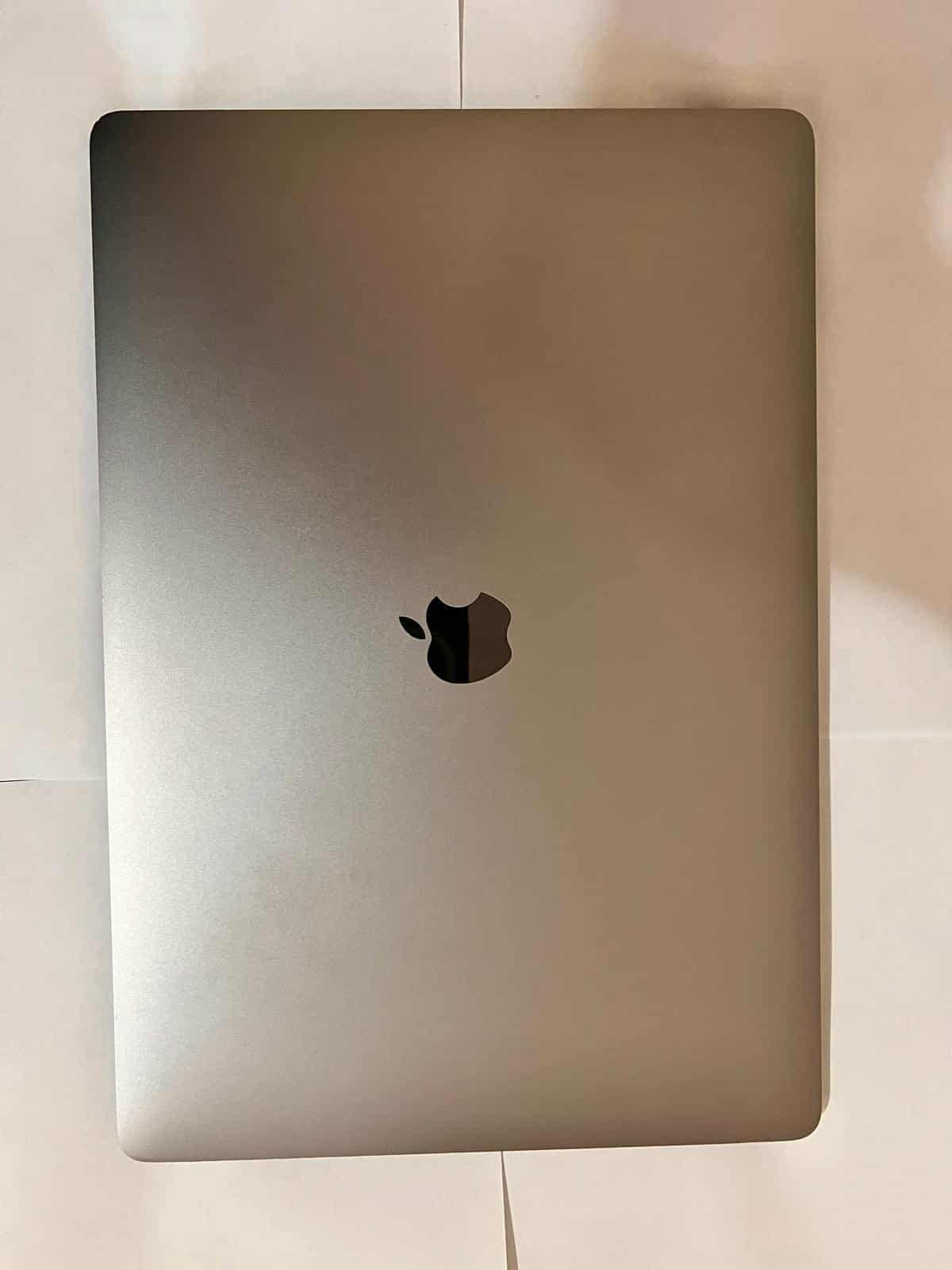 MACBOOK PRO 2019 CORE i9 - Image 2