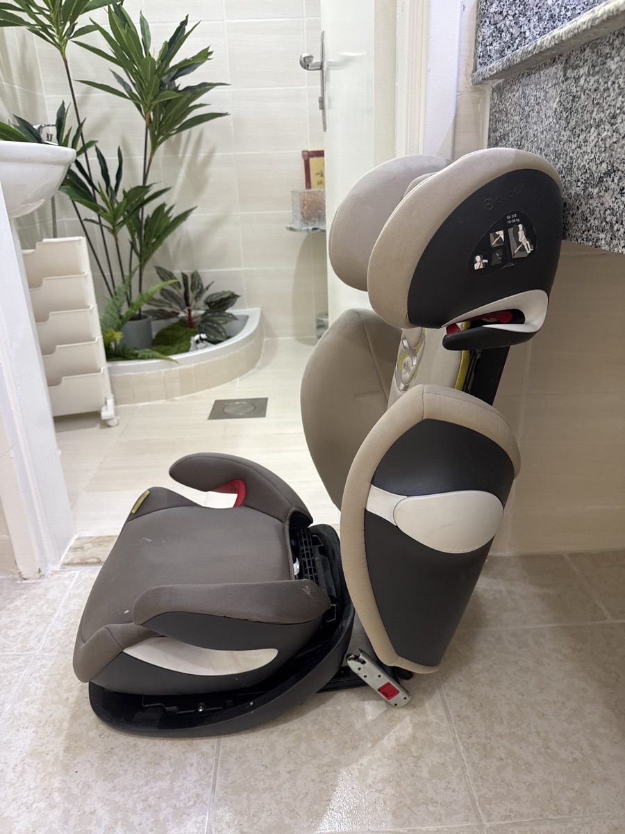 Cybex Car Sear from Mamas & Papas - Image 2