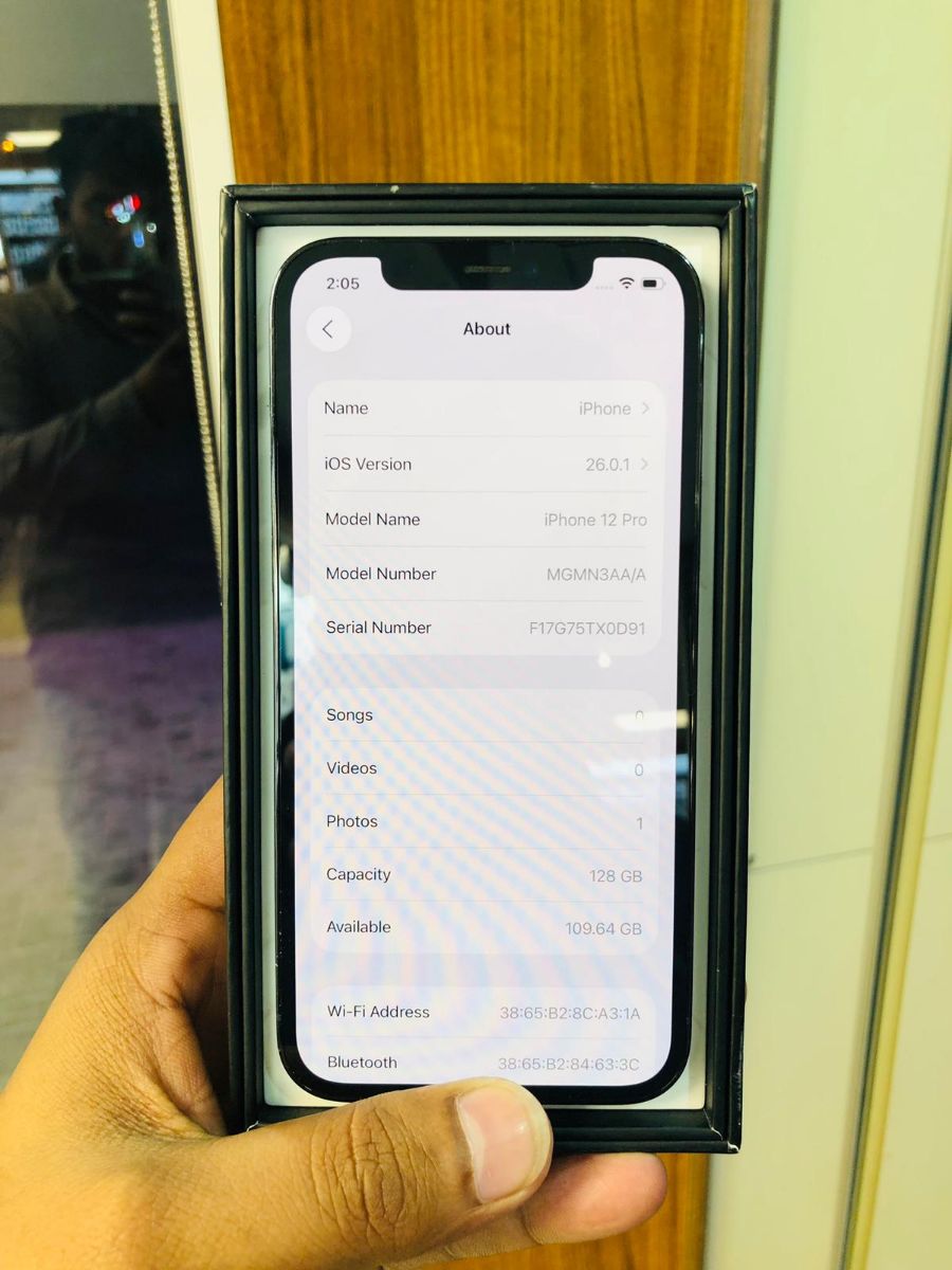 iPhone 12 Pro
Storage 128gb - Image 1