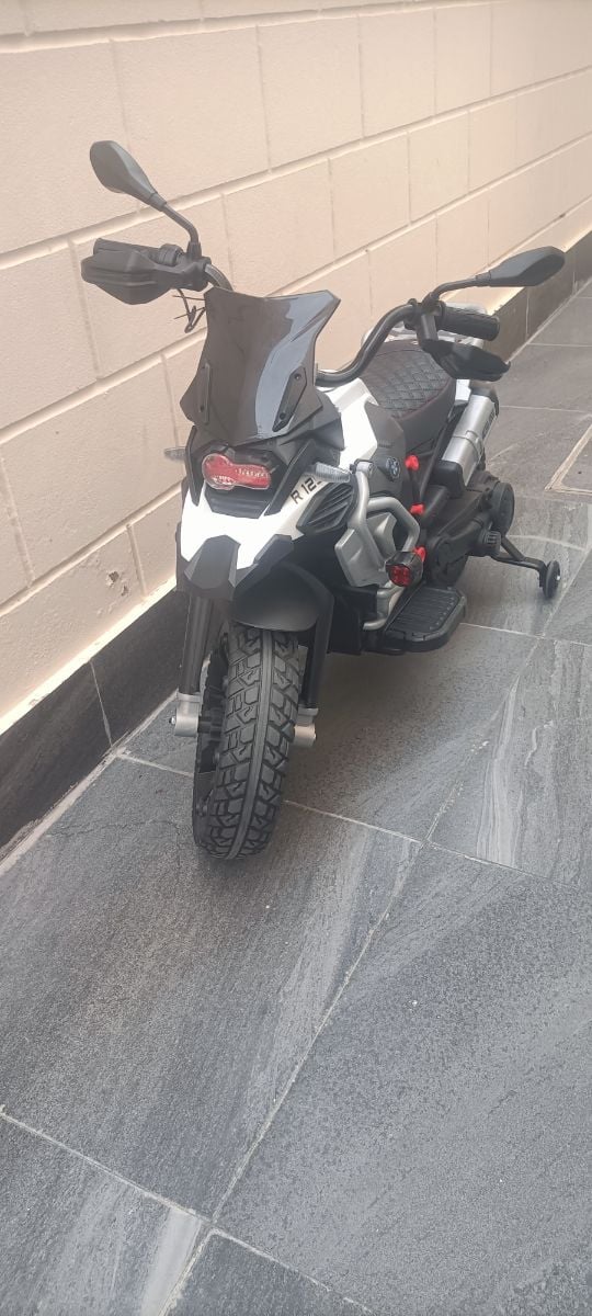 Kids battery bike - Image 3