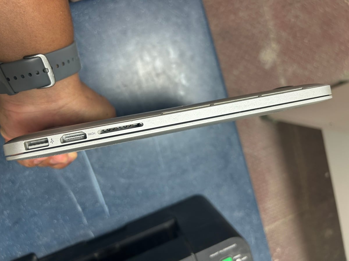 Apple Macbook Pro 2015 - Image 2