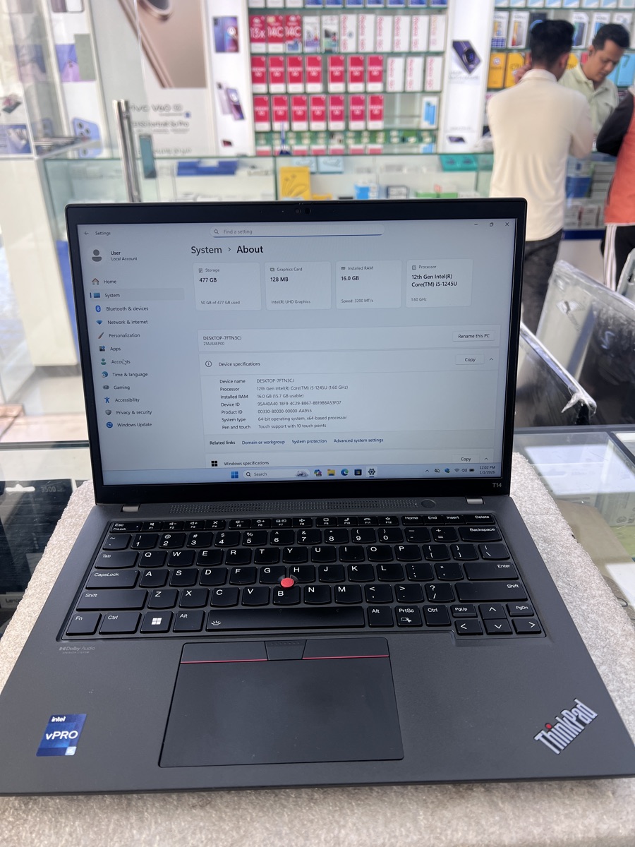Lenovo ThinkPad T14 Touch - Image 1