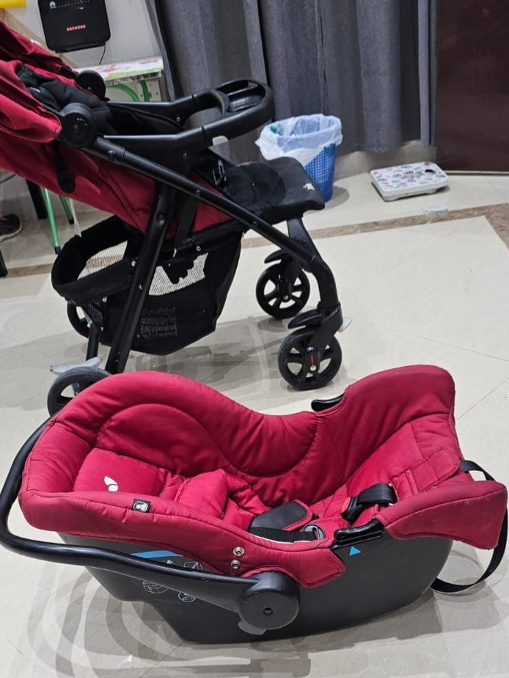 Jole brand stroller - Image 2